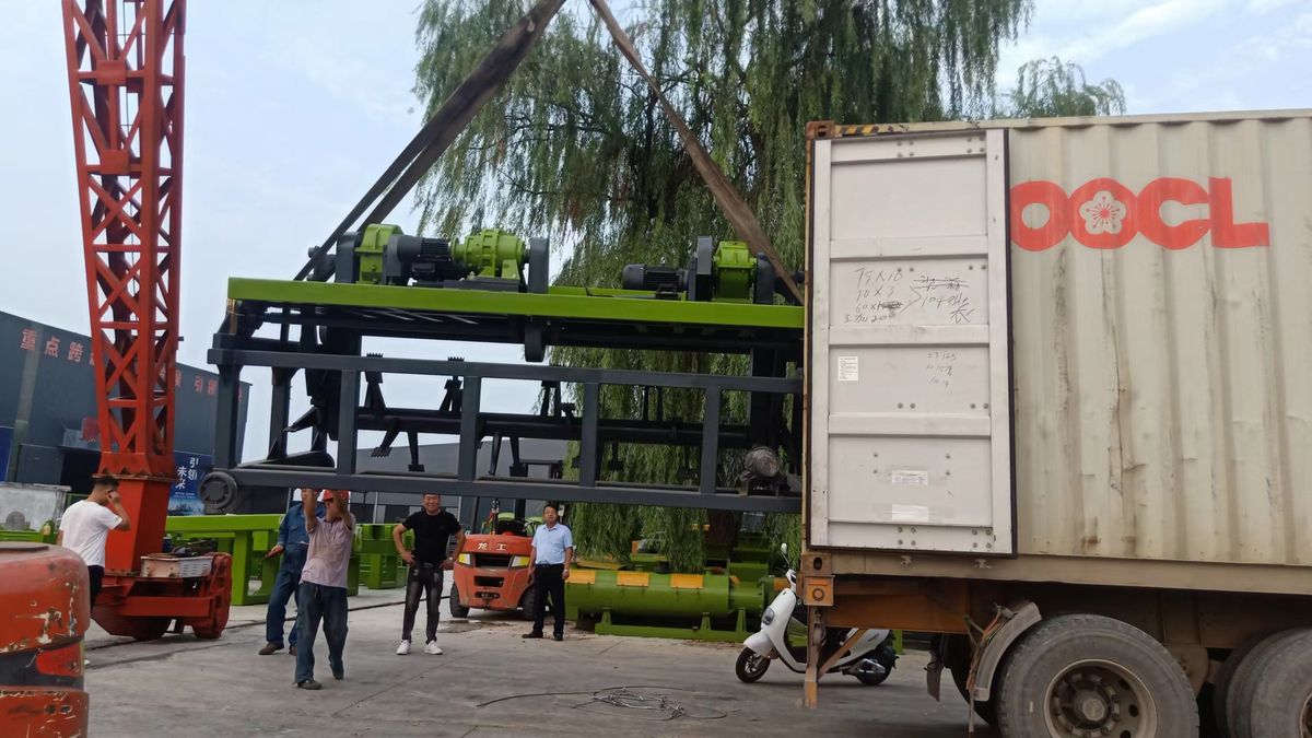 Large Scale Compost Turner Machine — Shunxin Composting Equipment photo 5